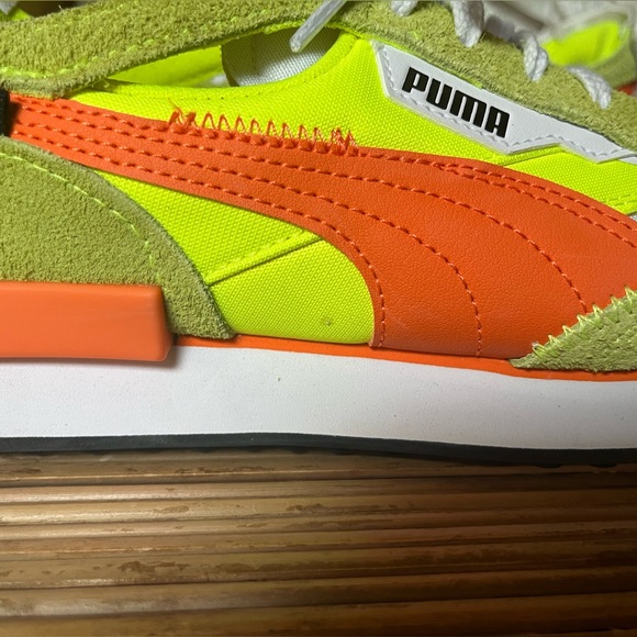 Puma Future Rider Sneakers - Picture 4 of 15